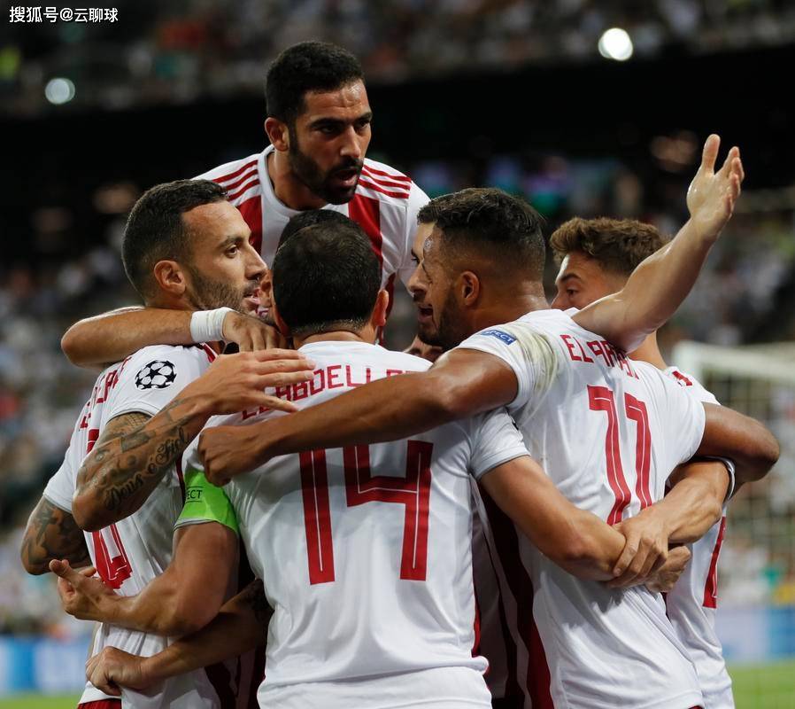 利物浦胜奥林匹亚科斯，晋级淘汰赛的简单介绍