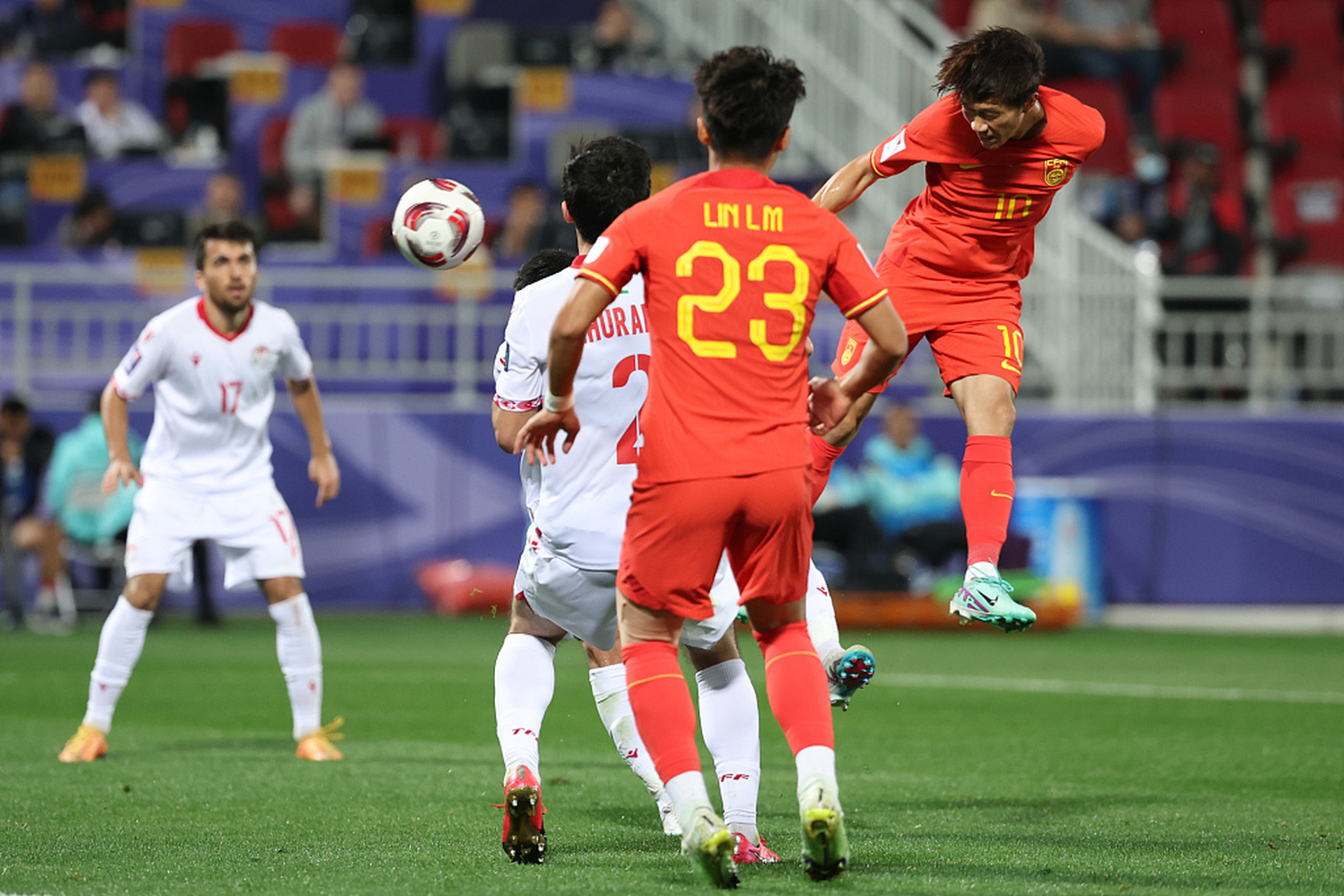 亚洲足球比赛的深厚底蕴令人震撼